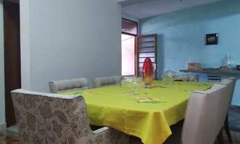 Imagem 6: Casa para venda tem 360 metros quadrados com 3 quartos