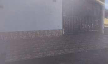 Imagem: Vendo lote com 2 casas com entrada individual