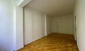 Imagem 3: Apartamento para venda com 105 metros quadrados com 3 quartos em Copacabana - Rio de Janei