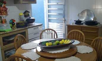 Imagem 5: VENDO SOBRADO 120M² - 3 DORM. - 1 SUÍTE - SALÃO ESPAÇOSO - 1 VAGA - JD STA LÍDIA