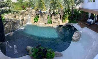 Imagem 6: Aluguel de Temporada! Suntuosa mansão em frente ao mar, confira!!