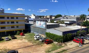 Imagem 7: Apartamento 2 quartos terceiro andar de frente com elevador