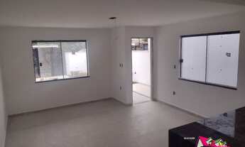 Imagem 3: Linda Casa com 2 Quartos e Área de Churrasqueira em Itaipuaçú!