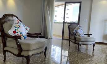 Imagem 3: Uma casa suspensa do lado do Parque Vaca Brava