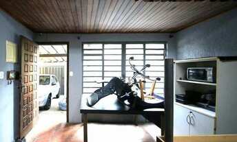 Imagem 3: Casa de 3 Dormitórios na Rua Araçaíba