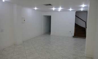 Imagem 7: Casa de 4 Dormitórios na Rua dos Otonis