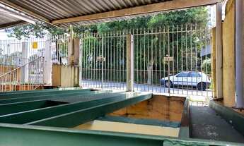 Imagem 2: Sobrado para venda tem 328 metros quadrados com 4 quartos em Jaguaré - São Paulo - SP