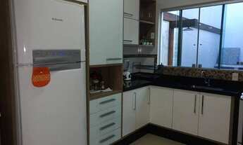 Imagem 2: Casa para aluguel e venda com 140 metros quadrados com 3 quartos