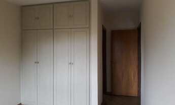 Imagem 4: Apartamento de 3 Dormitórios na Rua Doutor Leite Pereira