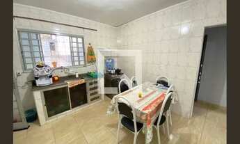 Imagem 4: Casa à Venda - Jardim Interlagos, 5 Quartos, 204 m2