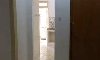 Imagem 2: Apartamento para aluguel possui 55 metros quadrados com 2 quartos em Centro - Rio de Janei