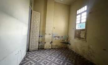 Imagem 2: Vendo casa de 02 Quartos na Emílio Moreira ideal para moradia ou investimento comercial c