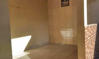 Imagem 5: Aluga-se Casa em rua pública