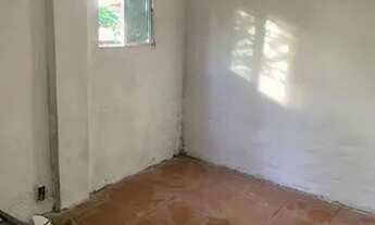 Imagem 2: Casa de vila no centro de São João de Meriti