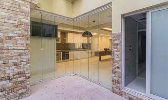 Imagem 5: APARTAMENTO REFORMADO NO TÉRREO COM ÁREA ABERTA. RARUDADE NO BAIRRO E NO MELHOR TRECHO