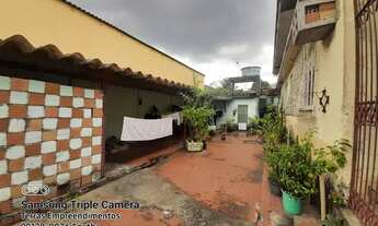 Imagem 5: Aluguel Casa no Japiim 1<br>4 quartos, sendo 2 Suítes <br>Banheiro social &lt