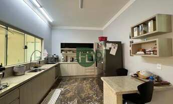 Imagem 4: Casa com 3 dormitórios para alugar, 239 m² por R$ 8.121/mês - Chácara Letônia - Americana