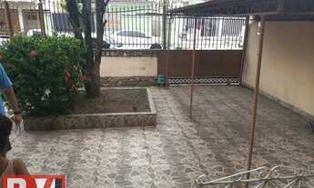 Imagem 2: Vila da Penha casa comercial 7 salas copa 2banheiros 3vagas. Casa transformada em sala co