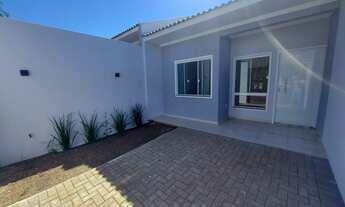 Imagem: Linda casa com edícula e churrasqueira