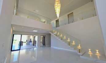 Imagem 2: Casa Duplex no Alphaville com 5 suítes e elevador