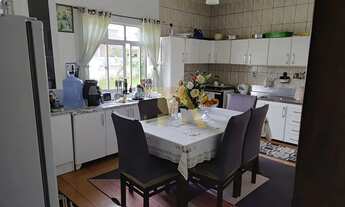 Imagem 7: Casa de 3 quartos com garagem e churrasqueira em Garopaba-SC! Confira essa oportunidade no