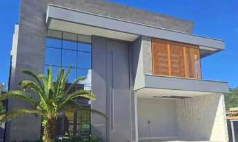 Imagem: Casa em condomínio com 4 suítes e 4 vagas