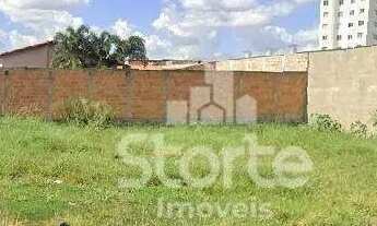 Imagem 2: Terreno de esquina e na avenida à venda, 371,89m² por R$ 257.965 financiado direto com a l