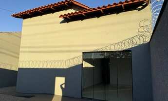 Imagem 2: VENDE CASA NOVA Casa com 3 dormitórios