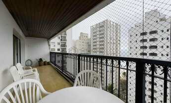 Imagem 3: Apartamento com varanda, vista mar e lazer na quadra-mar da Praia das Pitangueiras, Guaruj