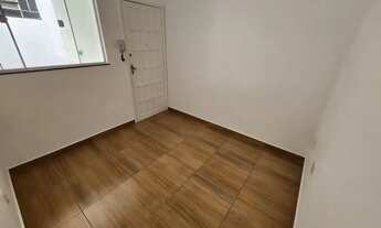 Imagem 3: AP. 02 QUARTOS COM ÁREA EXTERNA E 01 LANCE DE ESCADAS