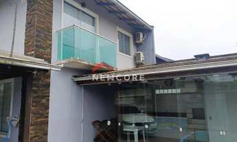 Imagem: Sobrado em Rua João Severino Mateus - João