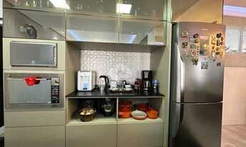 Imagem 5: APARTAMENTO TOTALMENTE REFORMADO COM VISTA MAR EM COQUEIROS - FLORIANÓPOLIS/SC