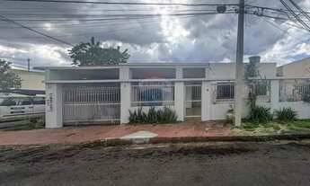 Imagem: VENDO CASA AMPLA NO PLANALTO