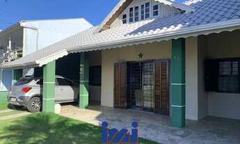 Imagem 2: Casa com 4 quartos em Marissol