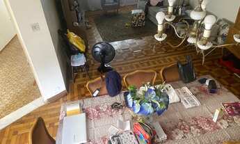 Imagem 6: Casa de 3 Dormitórios na Rua Pitangueiras