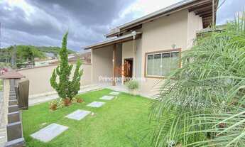 Imagem: Casa com 3 dormitórios no Vila Nova