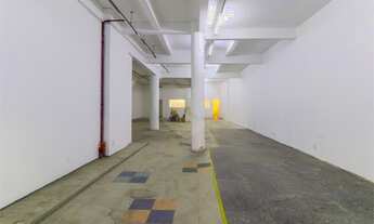 Imagem 2: Salão comercial reformado, fluxo grande de pedestres, á 200 metros do Metrô Marechal Deodo