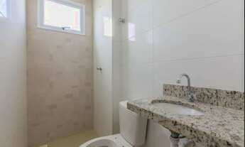 Imagem 6: Apartamento para Venda possui 2 quartos, 1 suíte, 2 vagas de garagem, elevador, porcelanat