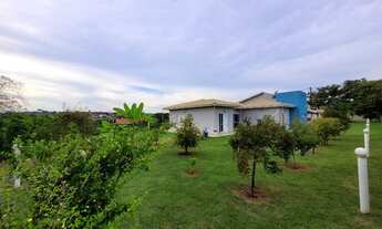 Imagem 4: Casa de condomínio térrea para venda possui 208 metros quadrados com 5 quartos