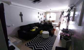 Imagem 3: Casa de 2 Dormitórios na Rua Rainha Vitória Eugênia