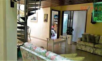 Imagem 3: Casa com 3 dormitórios para alugar, 196 m² por R$ 1.500,00/mês - Centro - Botucatu/SP