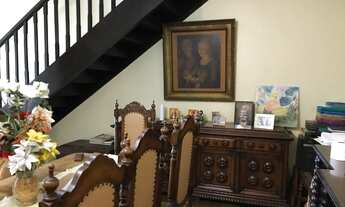 Imagem 2: Casa de 3 Dormitórios na Rua dos Jacintos