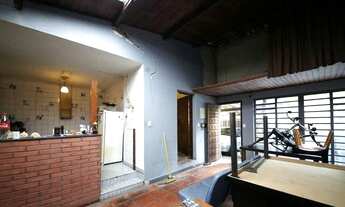 Imagem 5: Casa de 3 Dormitórios na Rua Araçaíba