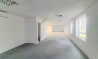 Imagem 4: Conjunto comercial de 127,08 metros, com 3 ar condicionado, 3 vagas. Ótima localização