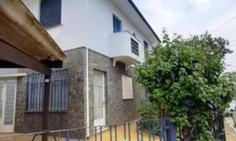 Imagem 2: Casa de 3 Dormitórios na Rua Pero Neto