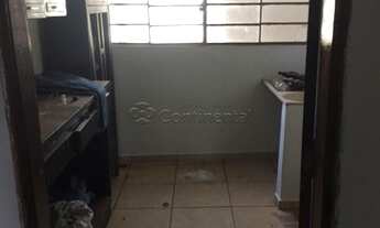 Imagem 6: Dourados - Casa Padrão - Jardim América