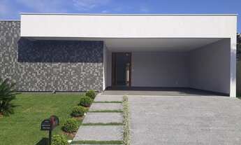 Imagem: Casa de condomínio térrea para venda possui