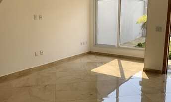 Imagem 3: Casa para venda tem 260 metros quadrados com 3 quartos em Colinas do Paraíso - Botucatu