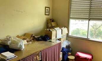 Imagem 2: Apto 2 dorm, 85 metros priv, 4 andar, elevador, silencioso e reformado, esquina Barão, R