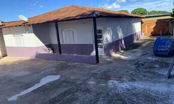 Imagem 6: Vendo ótima casa com 3 Quatos sendo 1 suite no Incra 8..